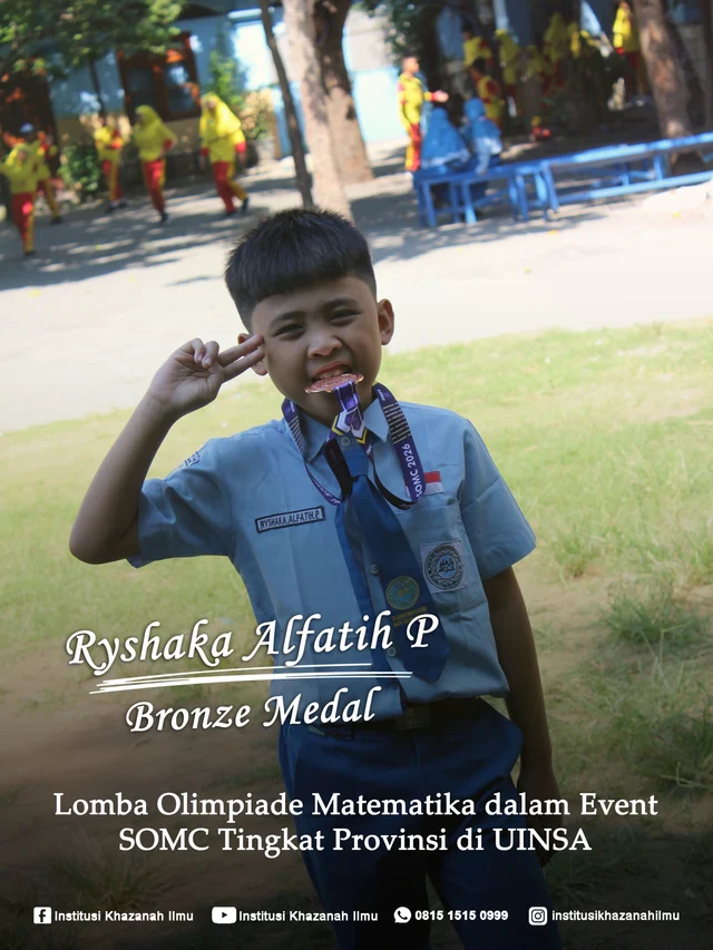 Dokumentasi prestasi Khazanah Ilmu, foto 6. Keterangan prestasi tercantum pada poster.