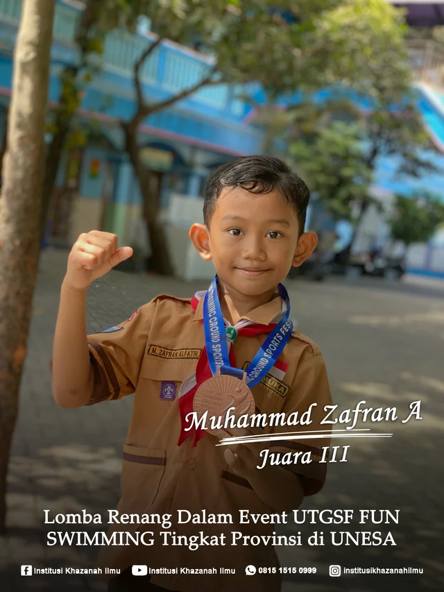 Dokumentasi prestasi Khazanah Ilmu, foto 20. Keterangan prestasi tercantum pada poster.