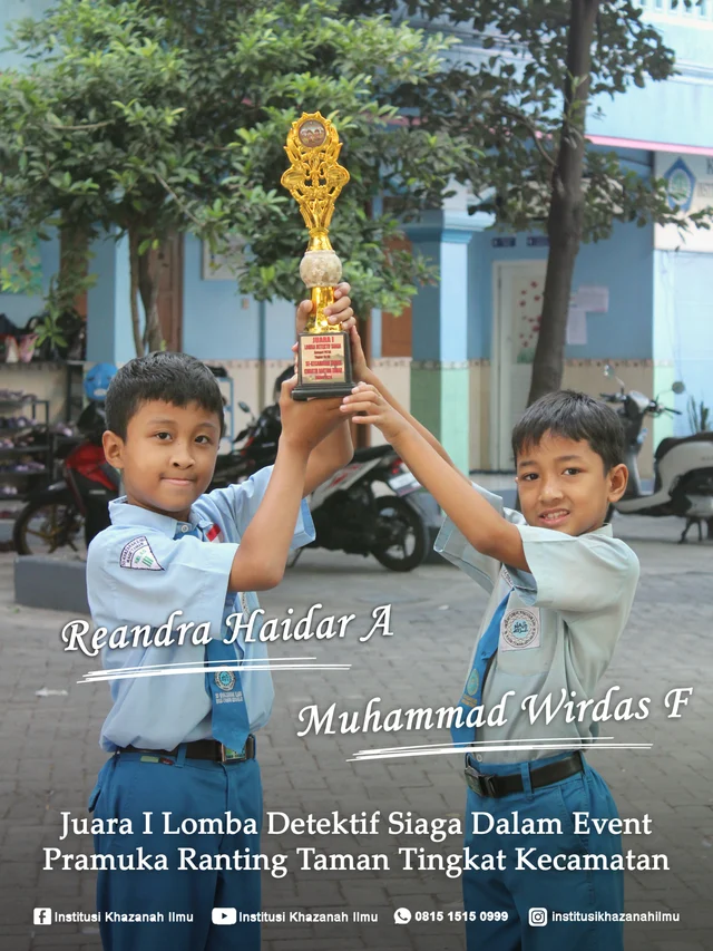 Dokumentasi prestasi Khazanah Ilmu, foto 3. Keterangan prestasi tercantum pada poster.