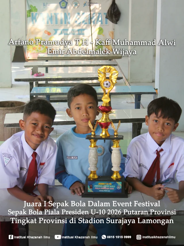 Dokumentasi prestasi Khazanah Ilmu, foto 2. Keterangan prestasi tercantum pada poster.