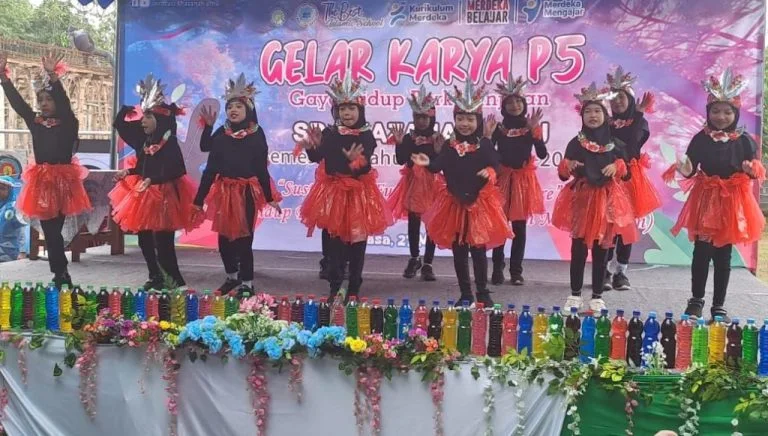 Dokumentasi dari artikel sumber